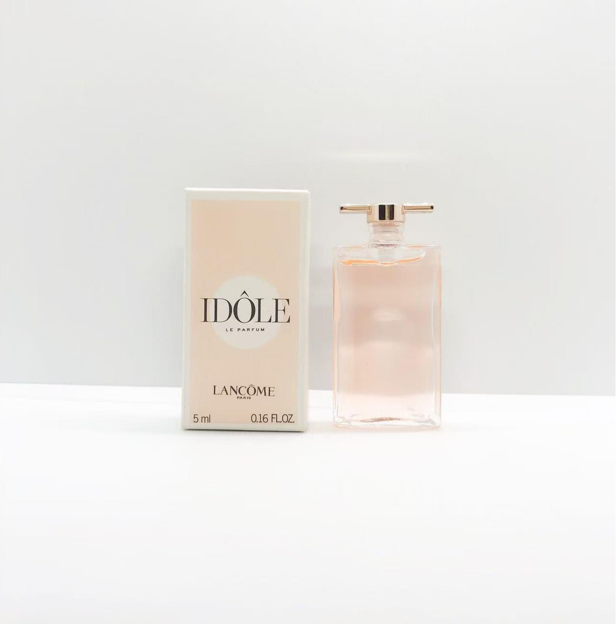 Lancôme's  perfume: It's my  idol